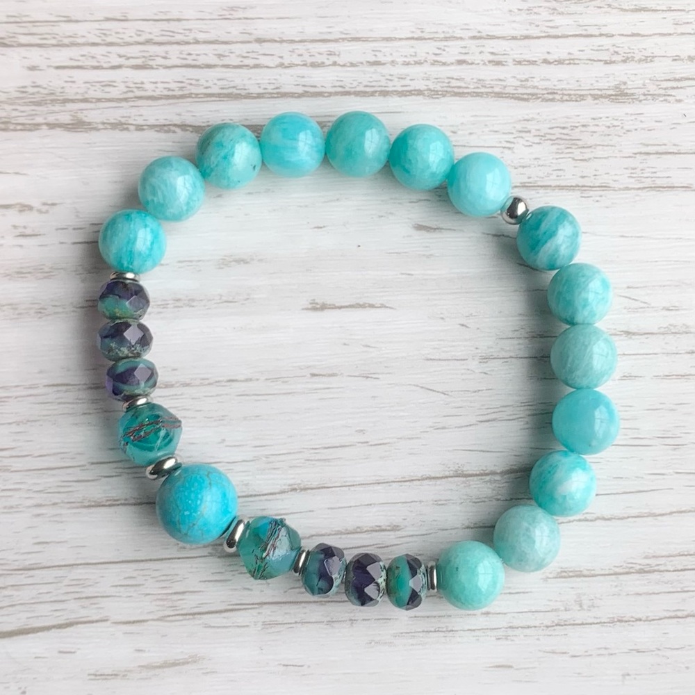 Beaded gemstone bracelet
